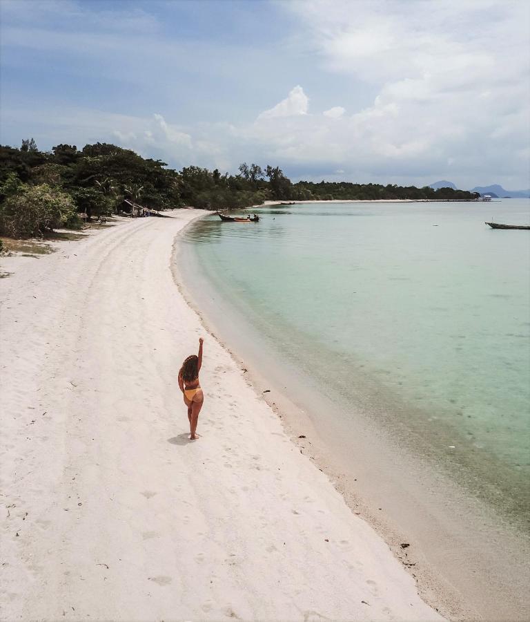 Sukkho Samui Estates Villa หาดเฉวง ภายนอก รูปภาพ